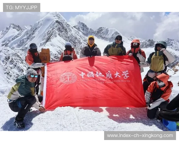 中国登山队在喜马拉雅山成功登顶，夺得金牌，中国喜马拉雅山登山第一人