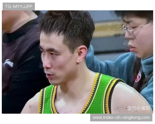 CBA辽宁快攻三连击彻底撕开对手，展示极速攻防魅力