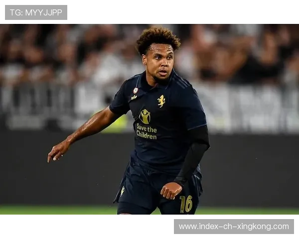 尤文前场围攻不断，麦肯尼凌空扫射成功